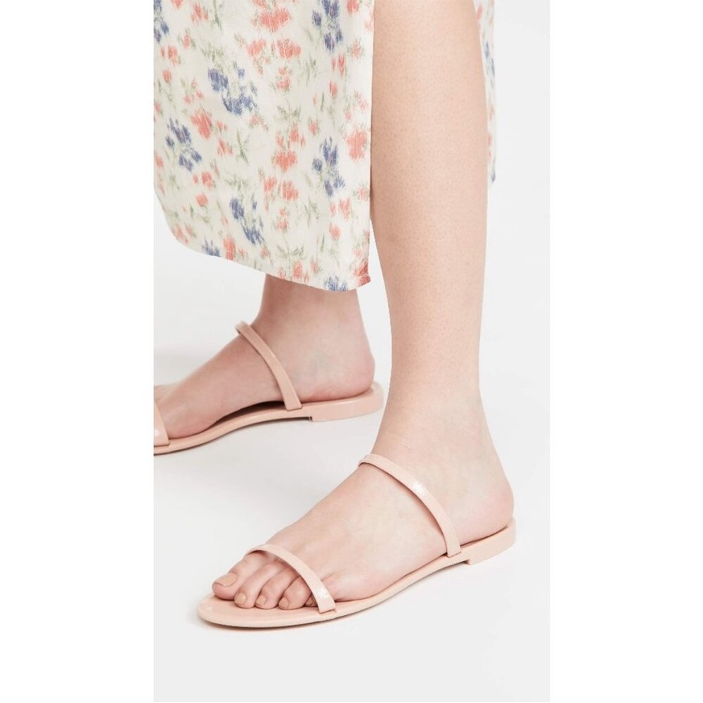 Stuart Weitzman sawyer jelly sandals in poudre/poudre